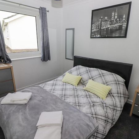 48 Gower Holiday Village Σουόνσι Εξωτερικό φωτογραφία